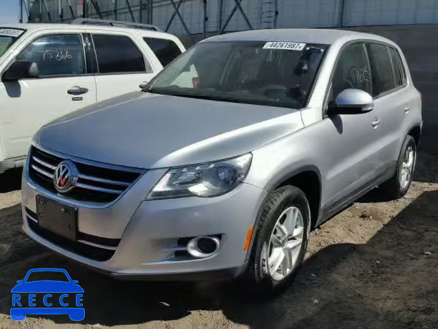 2011 VOLKSWAGEN TIGUAN S WVGBV7AX4BW550375 image 1