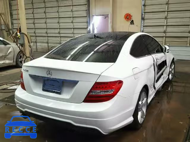 2015 MERCEDES-BENZ C 250 WDDGJ4HB0FG431467 image 3