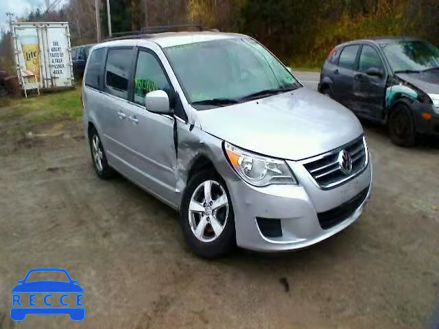 2011 VOLKSWAGEN ROUTAN 2V4RW3DG3BR806296 зображення 0