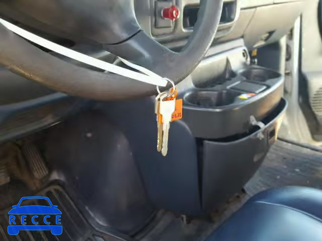 1998 CHEVROLET EXPRESS G2 1GCFG25W9W1039221 image 9