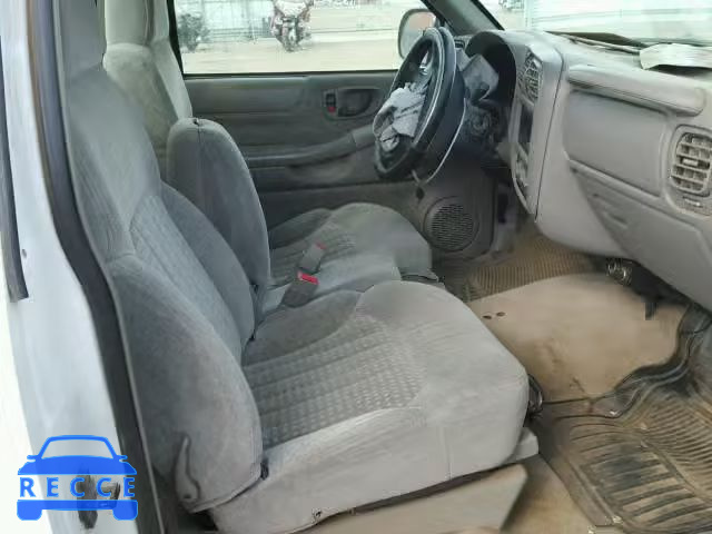 1998 CHEVROLET S TRUCK S1 1GCCS144XW8237390 image 4