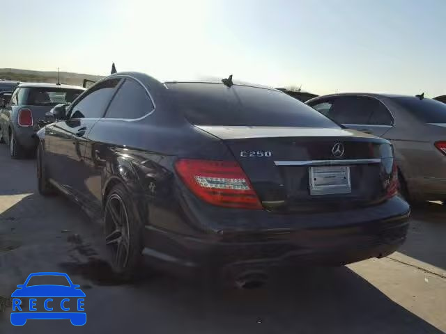 2012 MERCEDES-BENZ C 250 WDDGJ4HB3CF885505 зображення 2