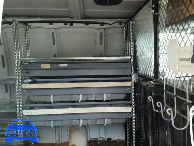 1998 CHEVROLET EXPRESS G2 1GCFG25WXW1050468 image 5
