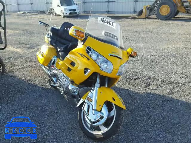 2001 HONDA GL1800 1HFSC470X1A002224 image 0