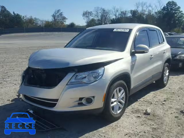 2011 VOLKSWAGEN TIGUAN S WVGAV7AX4BW513046 image 1