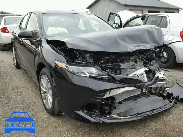 2018 TOYOTA CAMRY L 4T1B11HK7JU512748 image 0