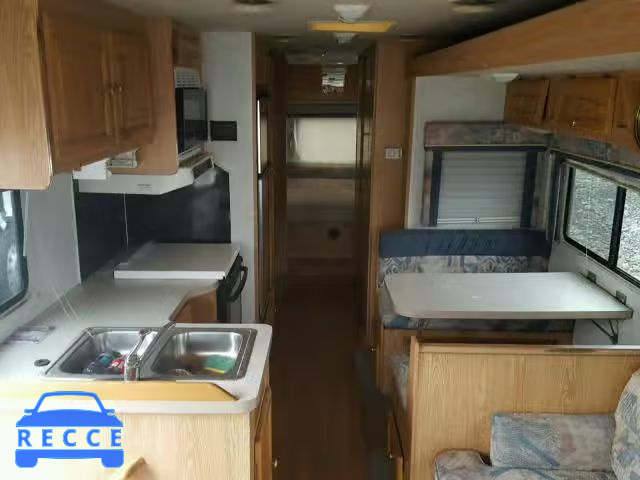 1999 CHEVROLET MOTORHOME 1GBLP37J0X3301700 Bild 5