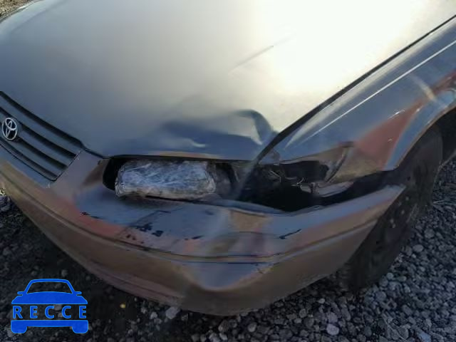 1999 TOYOTA CAMRY CE 4T1BG28K0XU917556 image 9