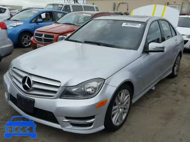 2012 MERCEDES-BENZ C 250 WDDGF4HB8CR226688 зображення 1