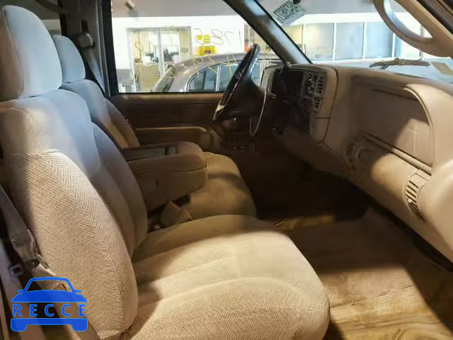 1999 CHEVROLET SUBURBAN K 3GNFK16R3XG241144 зображення 4