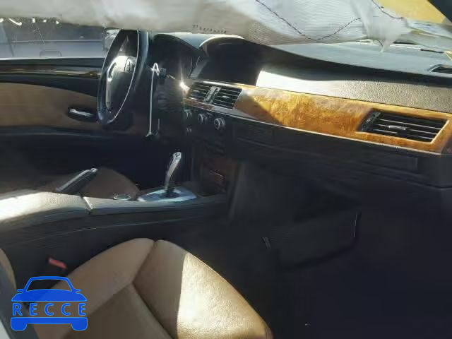 2008 BMW 550 I WBANW53518CT50205 image 4