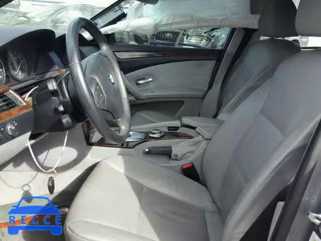 2008 BMW 528 I WBANU53568CT02690 image 4