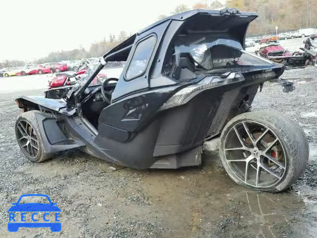 2017 POLARIS SLINGSHOT 57XAAPFA2H8122549 Bild 2