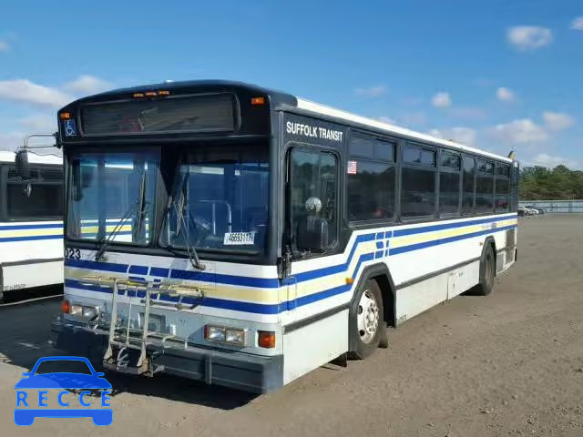 2005 GILLIG TRANSIT BU 15GCB211151112696 Bild 1