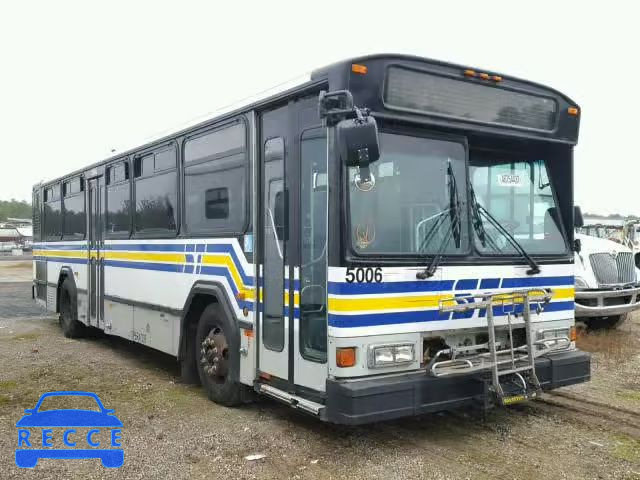 2005 GILLIG TRANSIT BU 15GCB211851112713 image 0