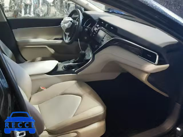 2018 TOYOTA CAMRY L 4T1B11HK9JU506658 image 4