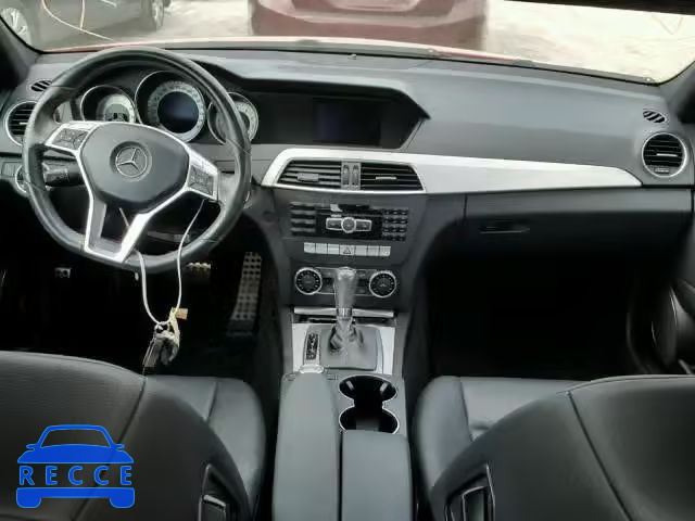 2012 MERCEDES-BENZ C 250 WDDGF4HB8CR230434 зображення 8