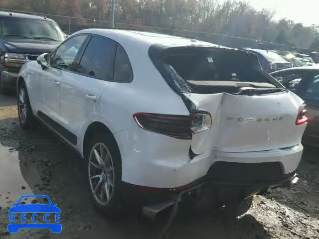 2017 PORSCHE MACAN WP1AA2A53HLB01565 image 2