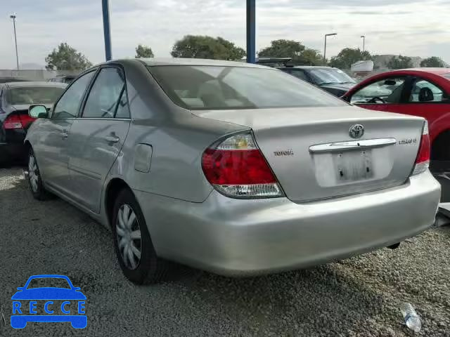 2006 TOYOTA CAMRY LE 4T1BE32KX6U712572 зображення 2