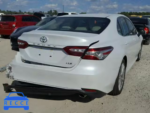 2018 TOYOTA CAMRY L 4T1B11HK3JU009573 зображення 3