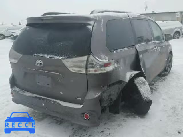 2017 TOYOTA SIENNA SE 5TDXZ3DC0HS856207 зображення 3