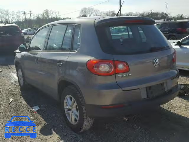 2011 VOLKSWAGEN TIGUAN S WVGAV7AX2BW505625 image 2