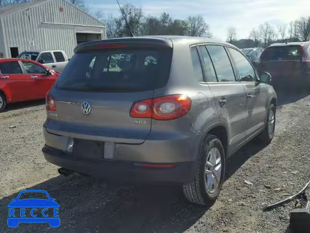 2011 VOLKSWAGEN TIGUAN S WVGAV7AX2BW505625 image 3