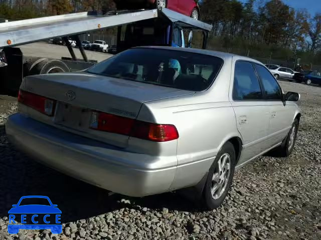 2000 TOYOTA CAMRY CE 4T1BG28K0YU712238 image 3