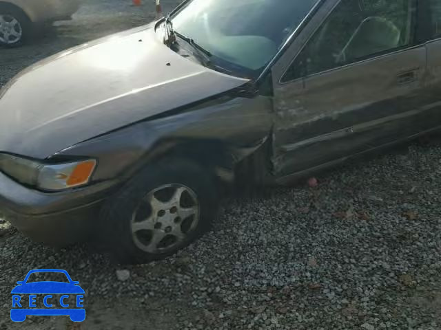 1999 TOYOTA CAMRY CE 4T1BG28K2XU483561 image 8