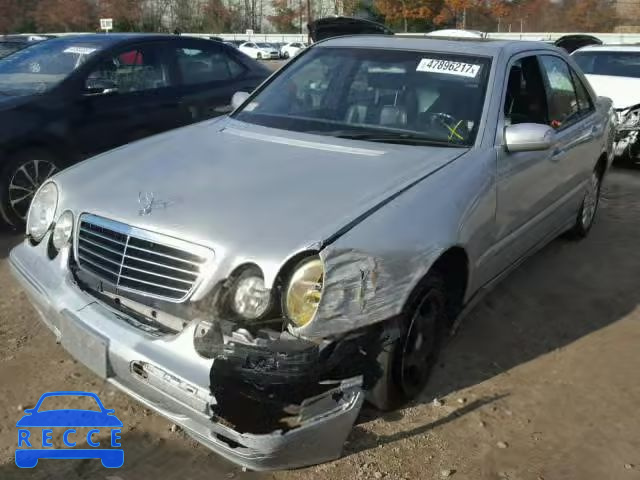 2000 MERCEDES-BENZ E 320 4MAT WDBJF82J7YX029357 Bild 1