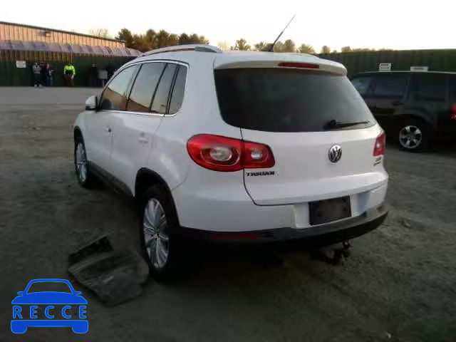 2009 VOLKSWAGEN TIGUAN SE WVGBV75NX9W530232 image 2