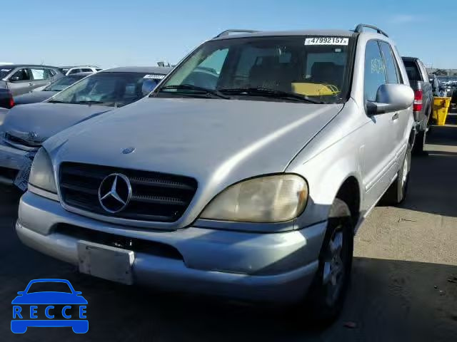 2000 MERCEDES-BENZ ML 320 4JGAB54E3YA155967 зображення 1