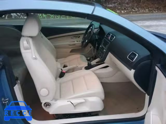 2008 VOLKSWAGEN EOS TURBO WVWAA71FX8V013690 image 4