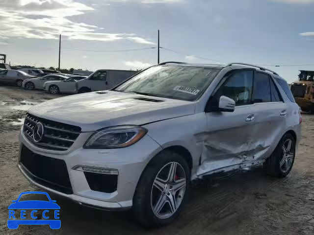 2015 MERCEDES-BENZ ML 63 AMG 4JGDA7EB0FA570984 зображення 1