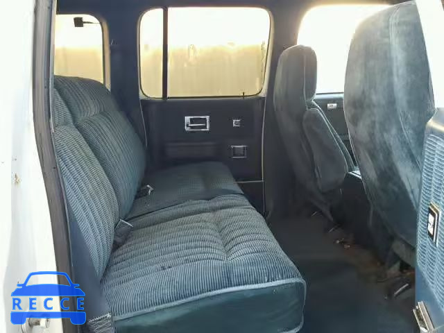 1991 CHEVROLET SUBURBAN R 1GNGR26N8MF150886 image 5