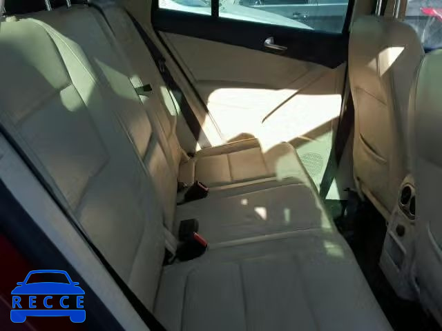 2011 VOLKSWAGEN TIGUAN S WVGBV7AX4BW000738 image 5