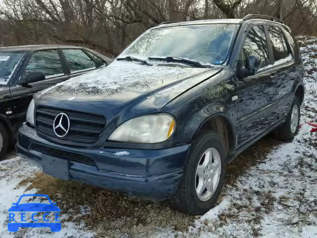 2000 MERCEDES-BENZ ML 320 4JGAB54E4YA166430 Bild 1