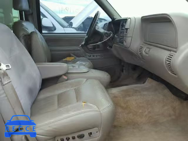 1999 GMC SUBURBAN K 3GKFK16R8XG501826 image 4