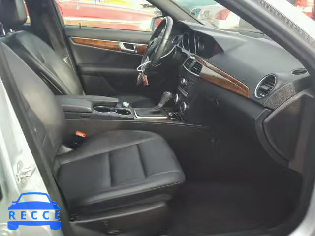 2012 MERCEDES-BENZ C 250 WDDGF4HB8CA622196 зображення 4