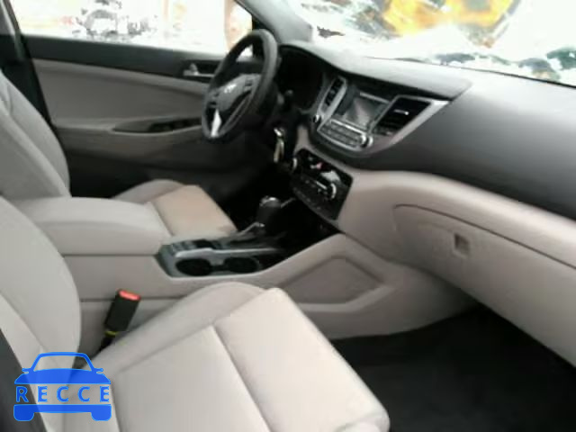 2017 HYUNDAI TUCSON SE KM8J2CA44HU519277 image 4