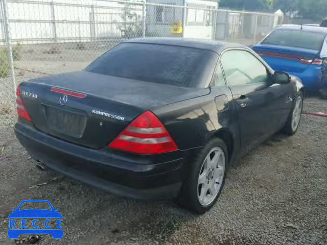 2000 MERCEDES-BENZ SLK 230 KO WDBKK47F9YF170417 зображення 3