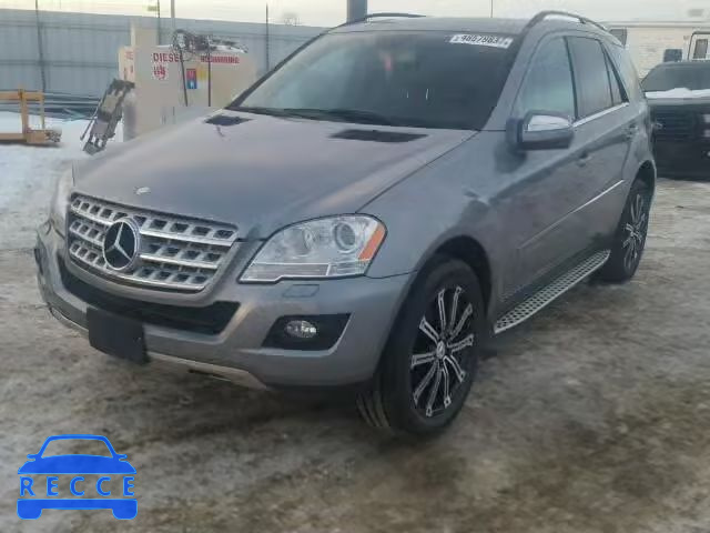 2010 MERCEDES-BENZ ML 350 BLU 4JGBB2FB5AA575449 Bild 1