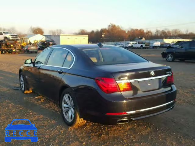 2015 BMW 740 LXI WBAYF4C59FG291787 Bild 2