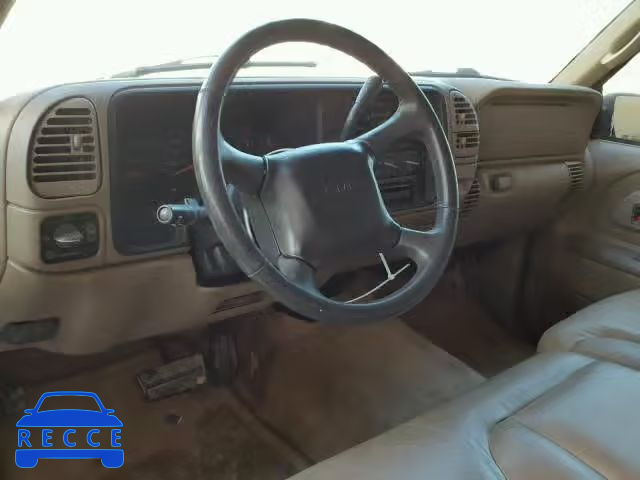 1999 GMC SUBURBAN K 3GKFK16R5XG546772 зображення 8