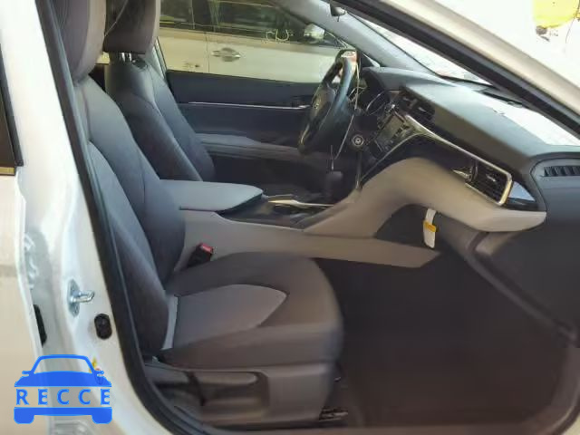 2018 TOYOTA CAMRY L JTNB11HK2J3007495 image 4