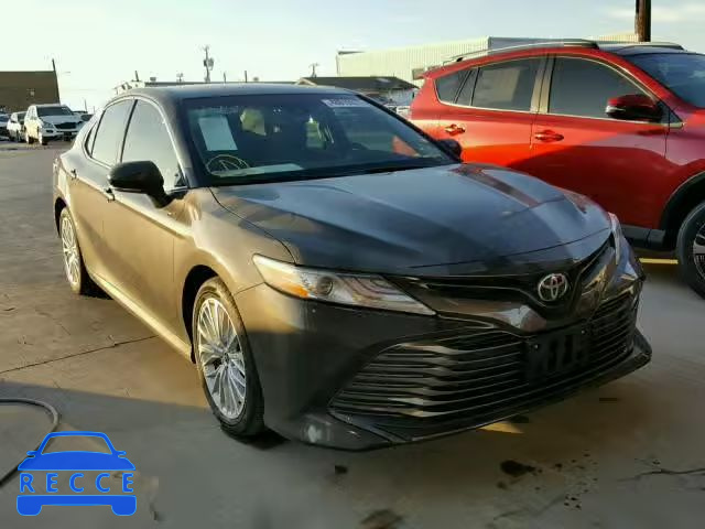 2018 TOYOTA CAMRY L 4T1B11HK9JU003616 Bild 0