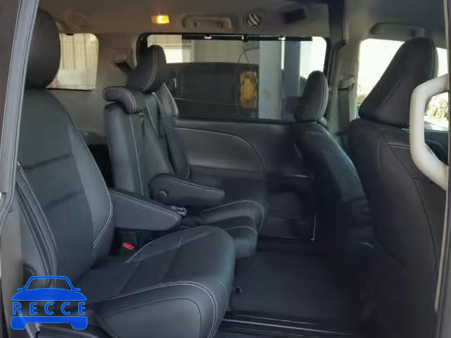 2017 TOYOTA SIENNA SE 5TDXZ3DC7HS860156 зображення 5