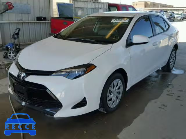 2018 TOYOTA COROLLA L 5YFBURHE6JP738765 image 1