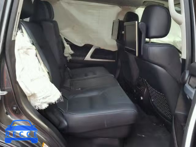 2017 TOYOTA LAND CRUIS JTMCY7AJ2H4056094 image 5
