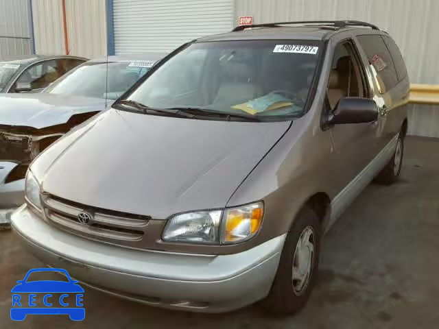 1998 TOYOTA SIENNA LE 4T3ZF13C1WU040609 image 1